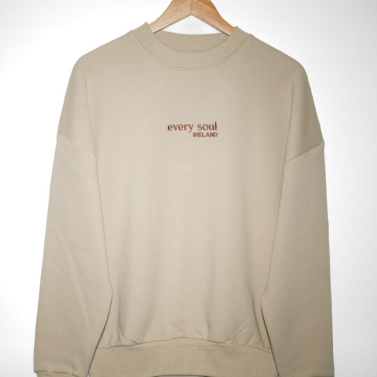 Every Soul Ireland Sweater - Beige